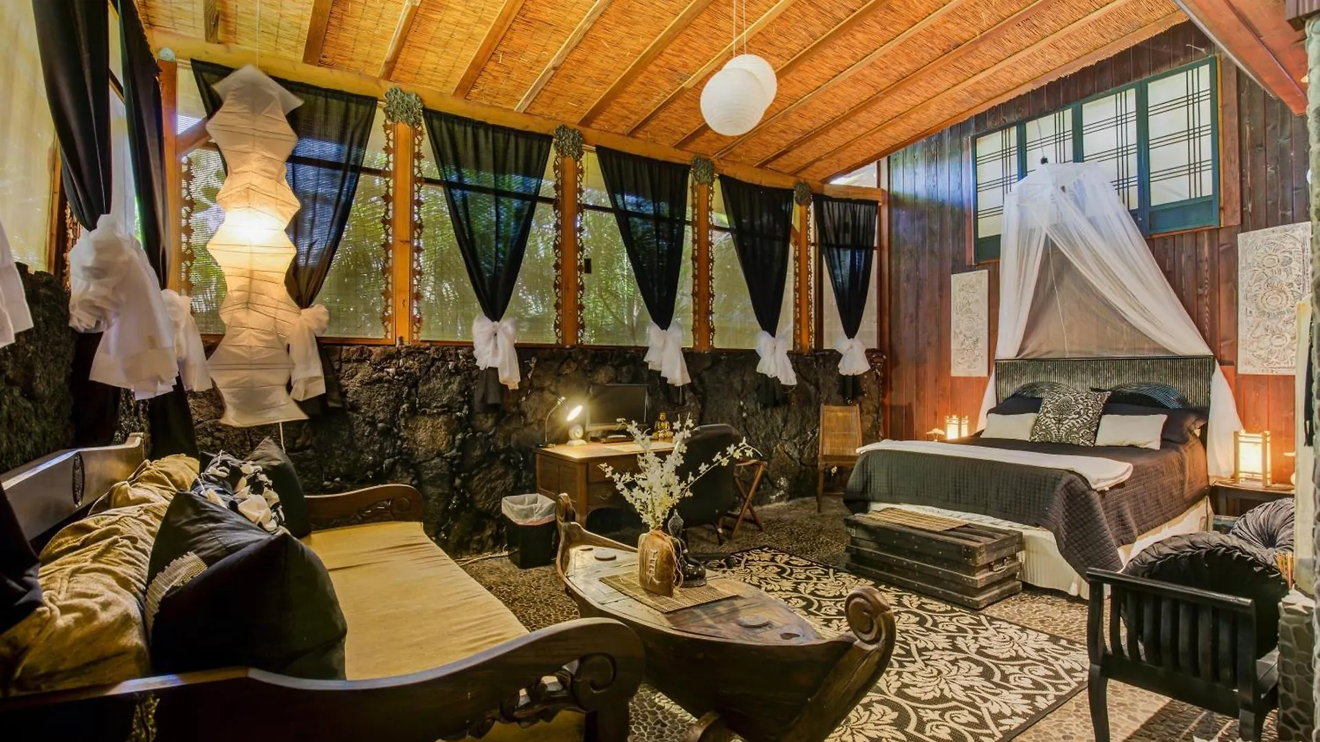 The Bali House And Cottage At Kehena Beach Hawaii
